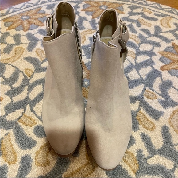 Michael Kors Boots - Picture 2 of 7